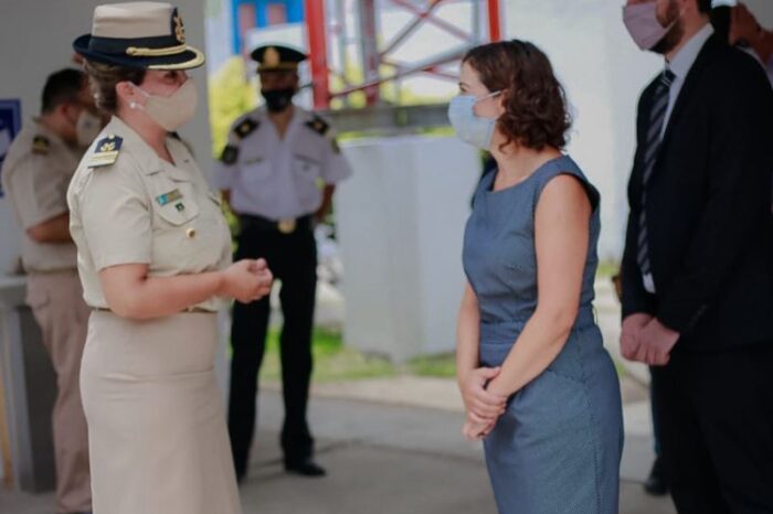 Por primera vez, una mujer asumió una jefatura en la Prefectura Naval