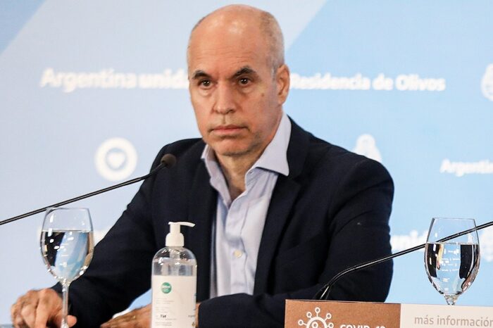 Horacio Rodríguez Larreta viajó de vacaciones a Brasil junto a su familia