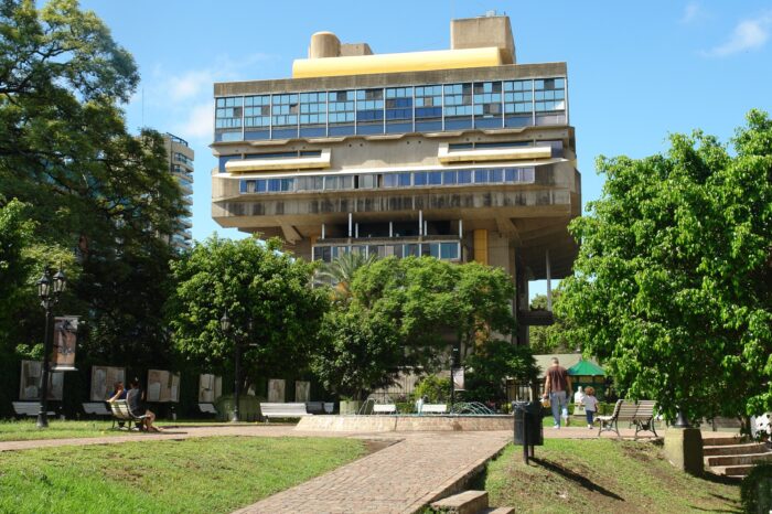 La Biblioteca Nacional reabre sus puertas al público