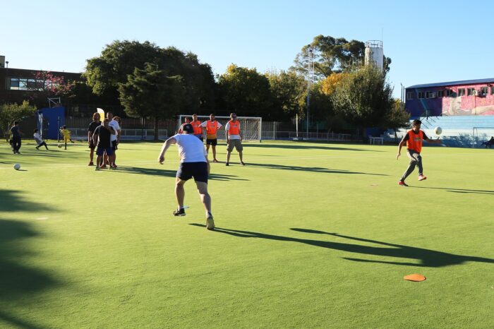 Deportes al aire libre sin límite de personas y con capacidad máxima del 30% en espacios cerrados