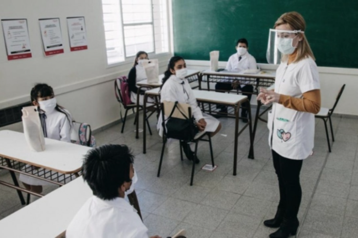 Reanudan las clases presenciales plenas en las escuelas primarias porteñas