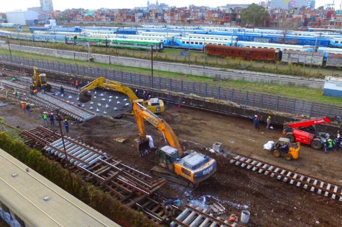 Los trenes del Mitre no llegan a Retiro entre este viernes y el lunes