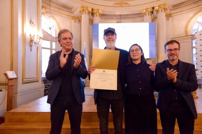 Foto, rock y pintura en la Legislatura