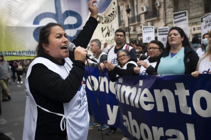 Trabajadores de la salud paran 24 horas en los hospitales de CABA