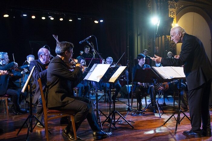 Orquesta de Tango de Buenos Aires en el Centro Asturiano