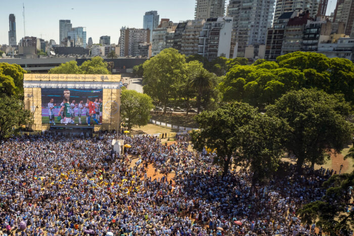 La espera de Argentina-Polonia se vive en pantalla gigante y con múltiples actividades en la Ciudad