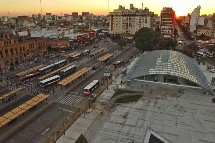 Mejoras en el Centro de Trasbordo Constitución: qué paradas se moverán de forma temporal