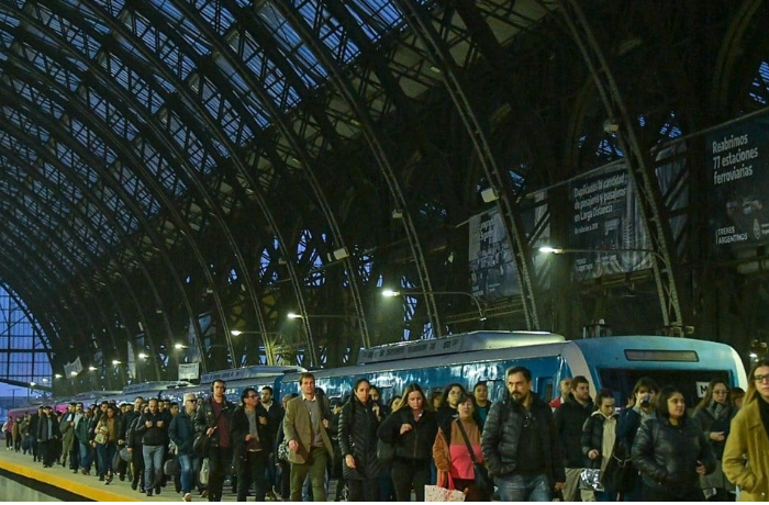 Tren Mitre: los ramales José León Suárez y Tigre volvieron a ingresar a la estación cabecera Retiro