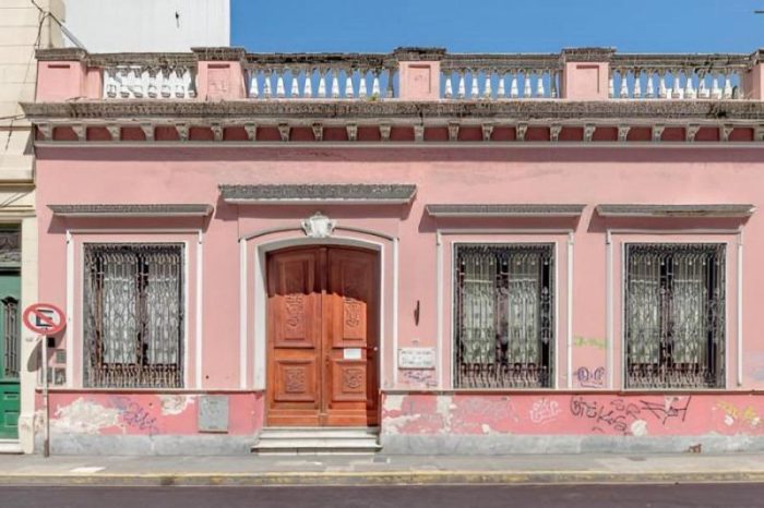 El Gobierno nacional cerró el Museo de la Historia del Traje