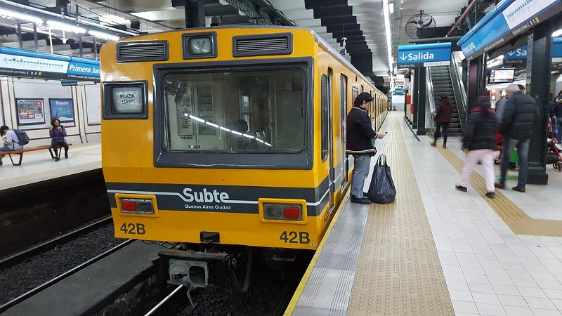 Subastarán 18 coches del subte porteño marca Fiat-Fm-Materfer y esperan recaudar más de $25.000.000