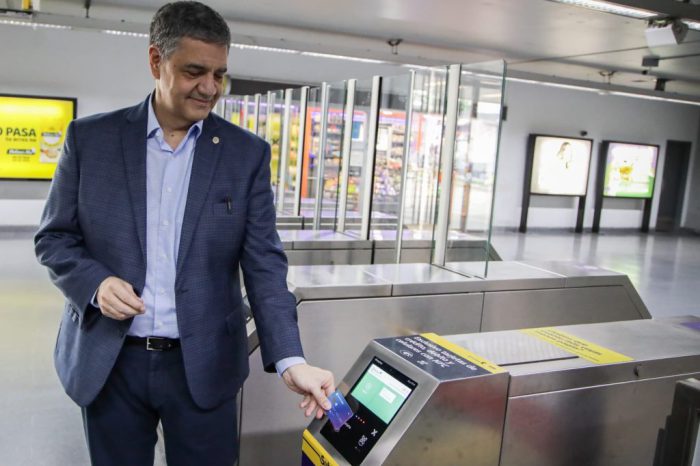 Desde el lunes la Ciudad habilita el pago del subte con celulares, tarjetas de débito y crédito