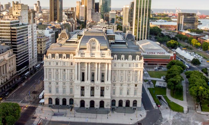 Piden que la estación Leandro N. Alem de la Línea B de subtes también se llame Palacio Libertad